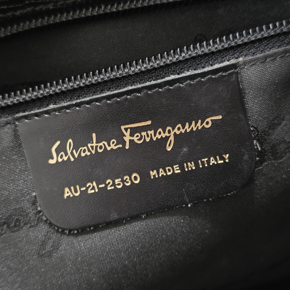 SALVATORE FERRAGAMO REPTILE vara Bow Black Tote Bag Y2K Gold Quiet Luxury Preppy - Picture 12 of 16